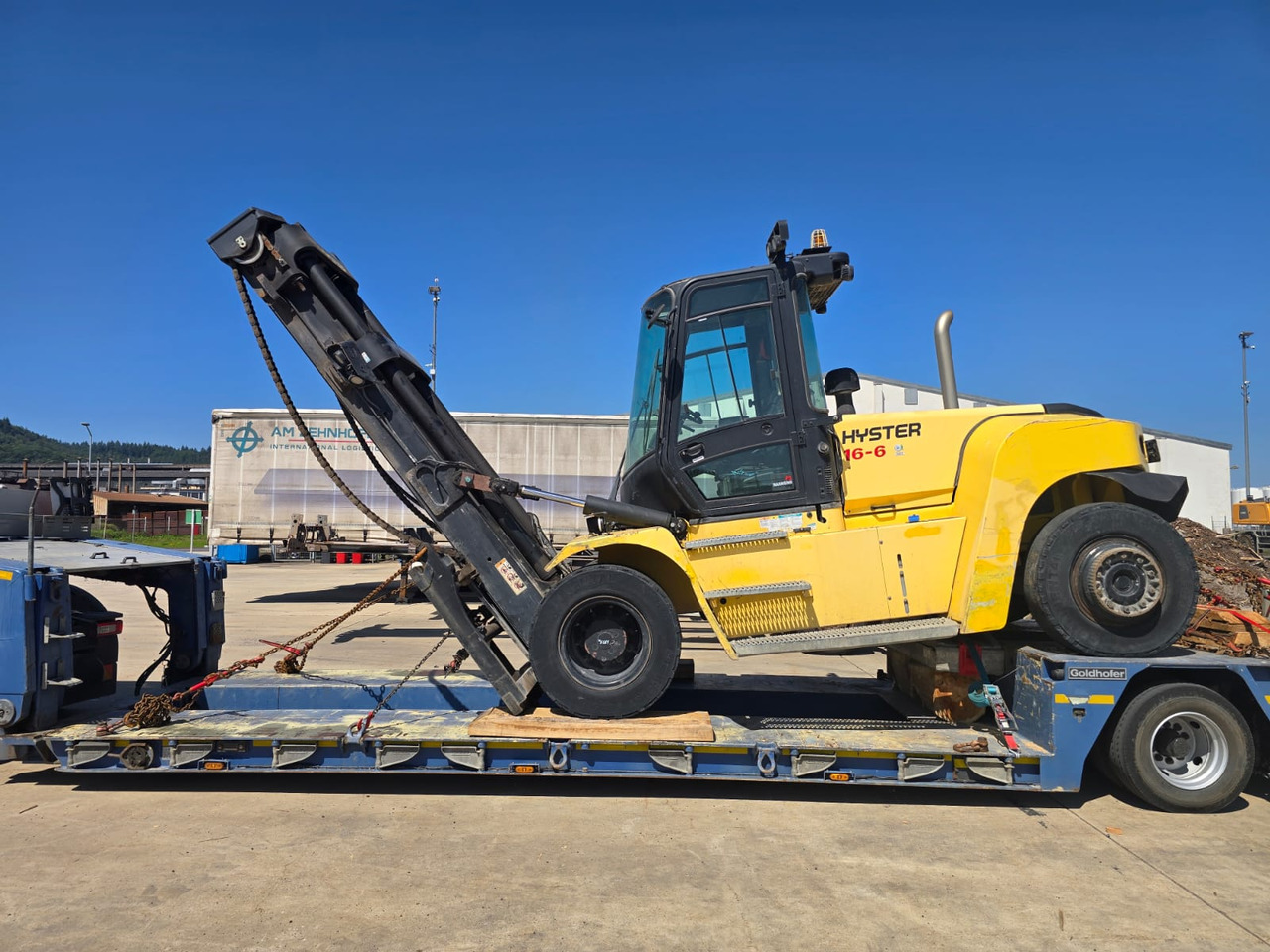HYSTER 16 XM-6 - Diesel forklift: picture 2 HYSTER 16 XM-6 - Diesel forklift: picture 2