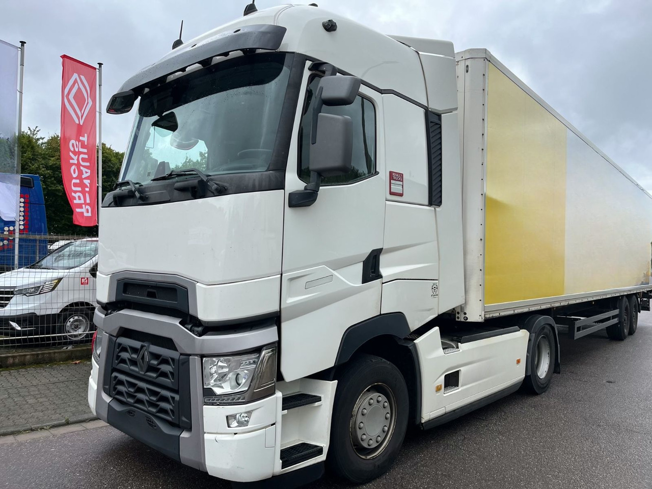 Renault T480 - Tractor unit: picture 2 Renault T480 - Tractor unit: picture 2