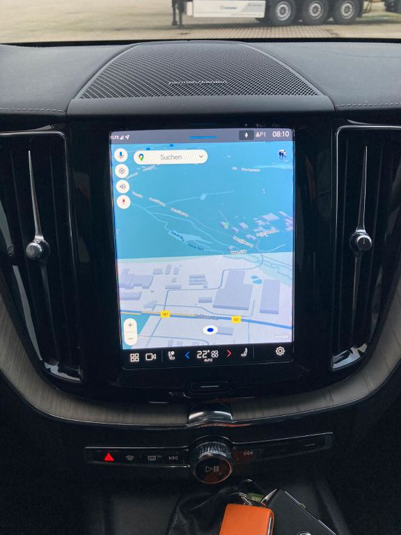 SUV Volvo XC 60 T6 Inscr. Rech. Plug-In Hybrid AWD Md.2022: picture 13