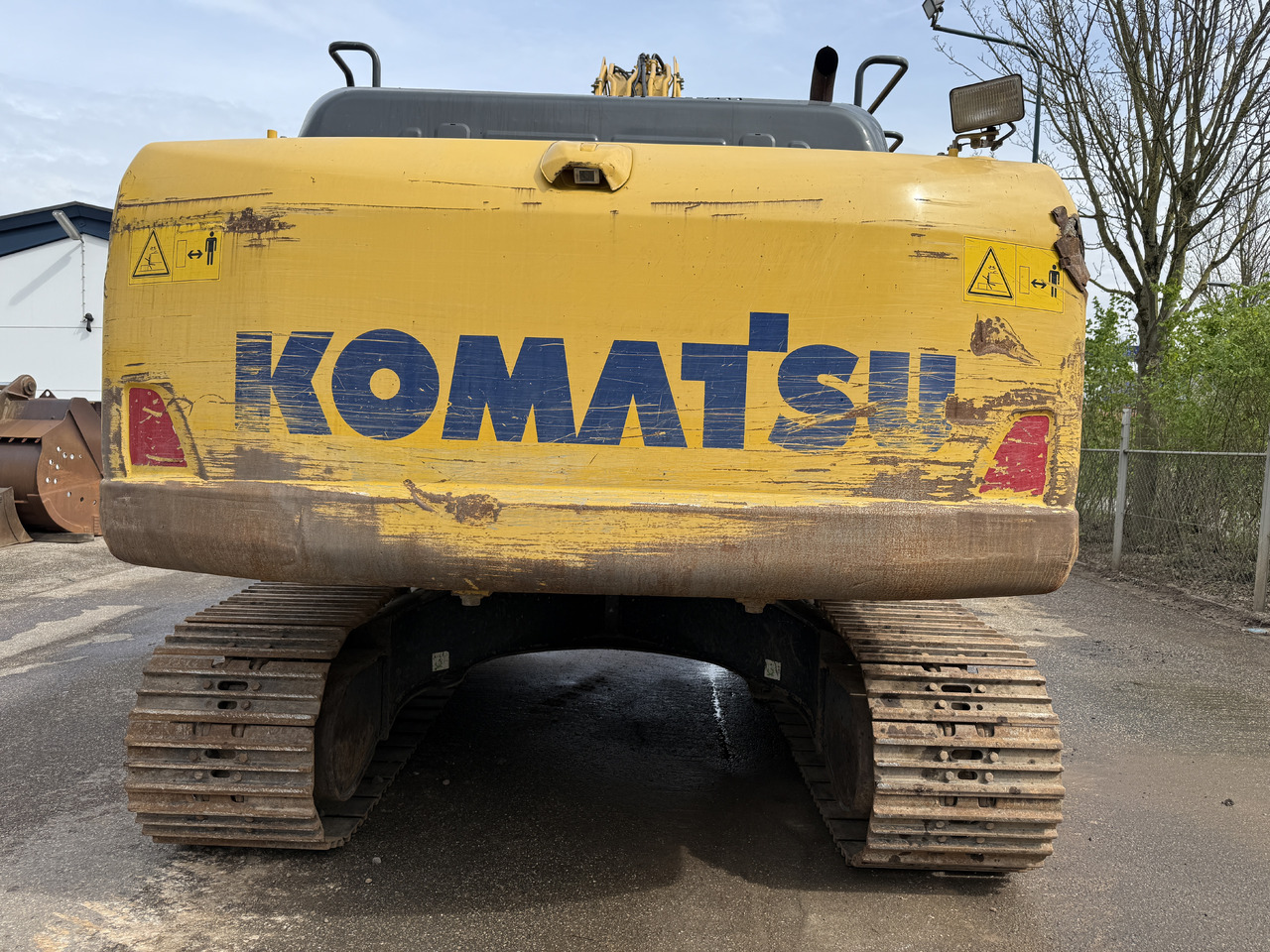 Crawler excavator KOMATSU HB215LC2: picture 7
