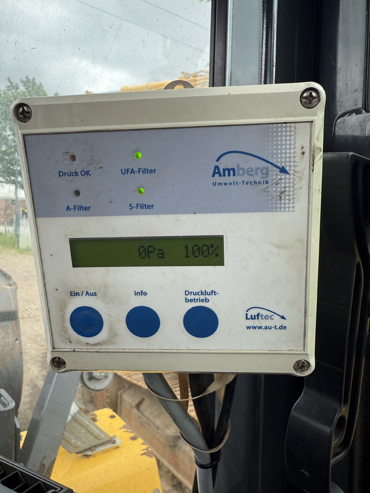 Wheel loader KOMATSU WA200PZ-6: picture 12