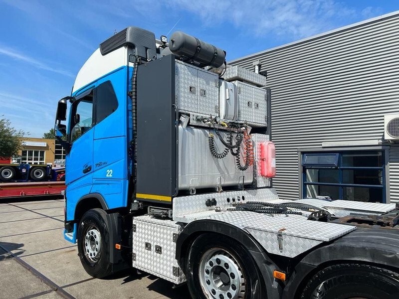 Volvo FH 16.750 8x4 Heavy Haulage Tractor - Tractor unit: picture 4 Volvo FH 16.750 8x4 Heavy Haulage Tractor - Tractor unit: picture 4