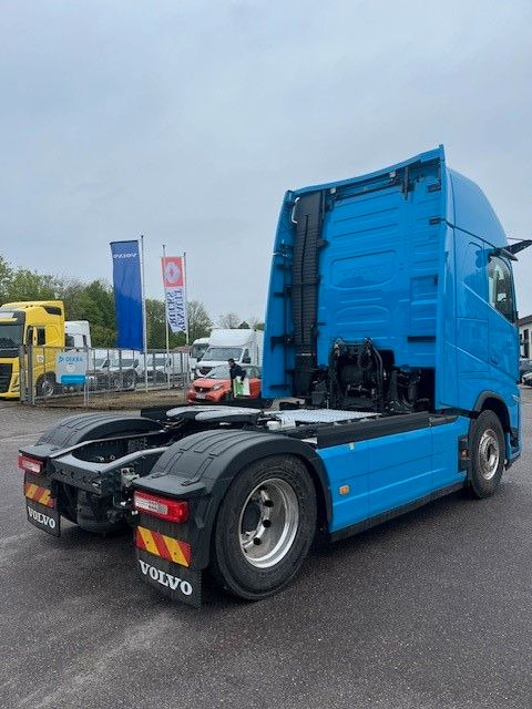 Volvo FH500 AERO 4x2T Retarder/Nebenantrieb - Tractor unit: picture 3 Volvo FH500 AERO 4x2T Retarder/Nebenantrieb - Tractor unit: picture 3