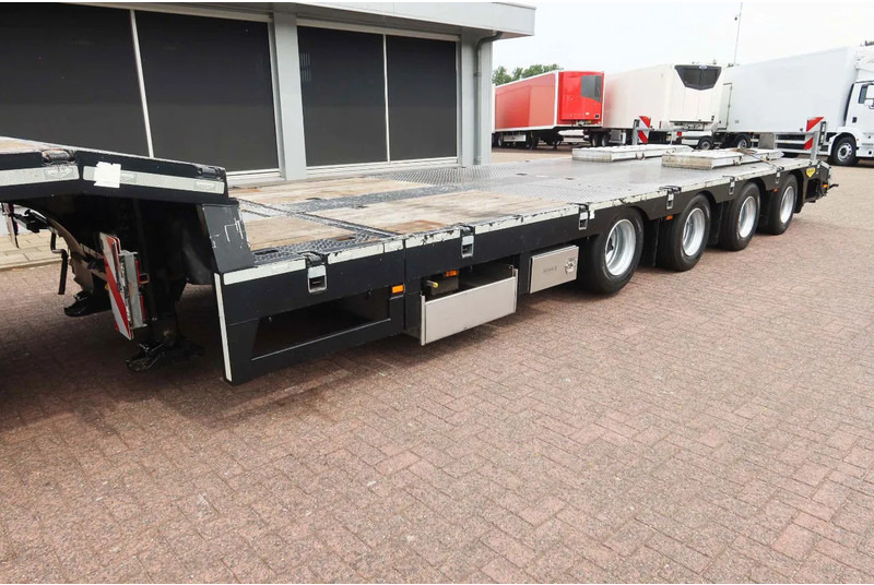 Broshuis 4A0u-16-40 - Low loader semi-trailer: picture 4 Broshuis 4A0u-16-40 - Low loader semi-trailer: picture 4
