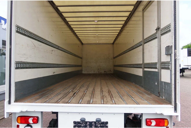 DAF CF 290 Bak+Klep Dhollandia 2.000 kg - Box truck: picture 4 DAF CF 290 Bak+Klep Dhollandia 2.000 kg - Box truck: picture 4