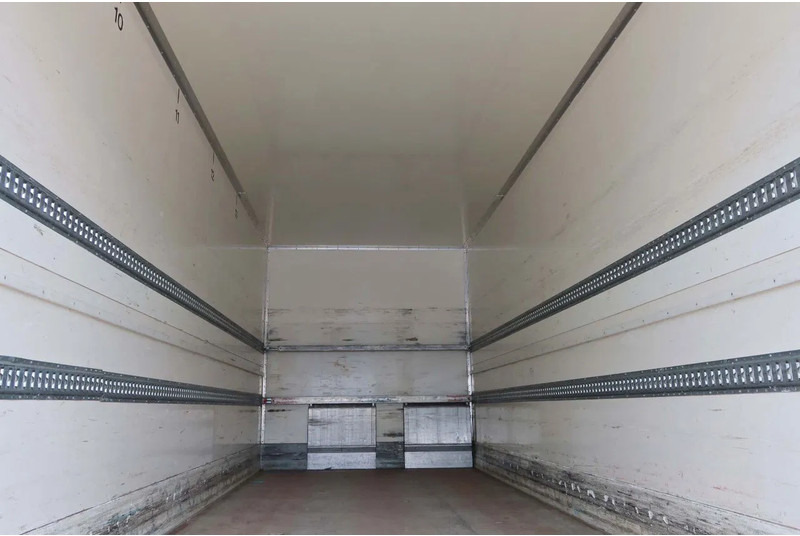 DAF CF 410 Bakwagen + Onderschuif klep - Box truck: picture 4 DAF CF 410 Bakwagen + Onderschuif klep - Box truck: picture 4