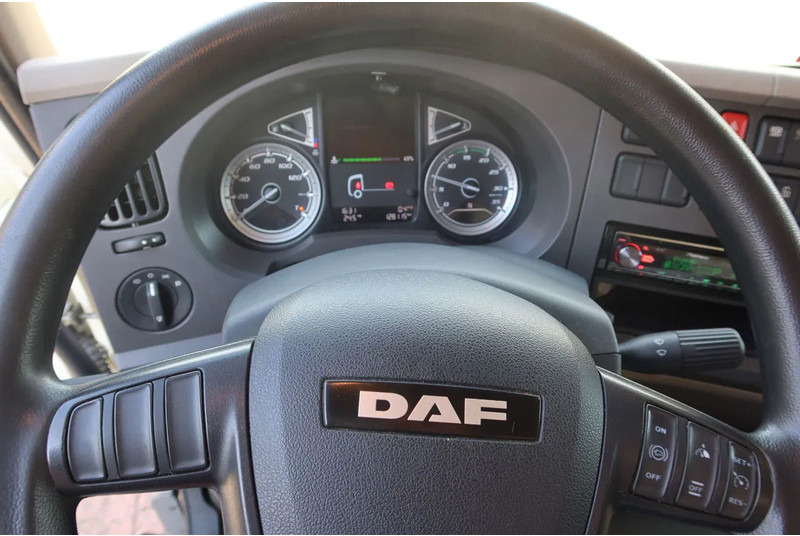 Box truck DAF LF 210 FA Bakwagen + Dhollandia 2000 kg klep extra accu set, 3x bindrail + stang.: picture 9