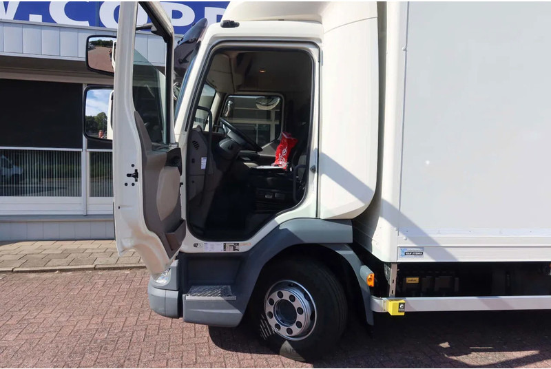 Box truck DAF LF 210 FA Bakwagen + Dhollandia 2000 kg klep extra accu set, 3x bindrail + stang.: picture 11