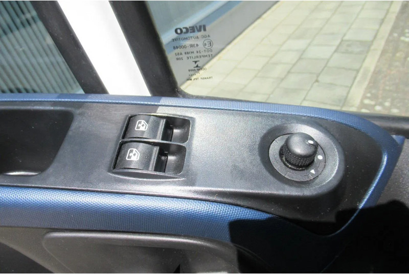 Box van Iveco Daily 35C16 Bak+Klep Automaat: picture 12