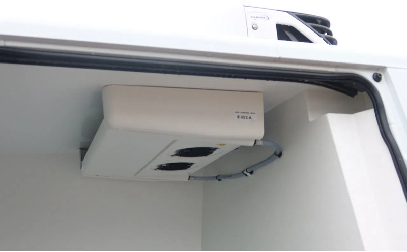 Iveco Daily 35S16 Koelen/vriezen/verwarmen Carrier Xarios 350 + nacht aansluiting 220 volt - Refrigerated van: picture 5 Iveco Daily 35S16 Koelen/vriezen/verwarmen Carrier Xarios 350 + nacht aansluiting 220 volt - Refrigerated van: picture 5