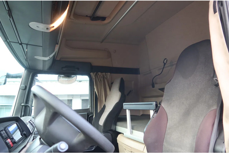 MAN TGX 18 .340 4x2 Full air Chassis, twist locks - Cab chassis truck: picture 5 MAN TGX 18 .340 4x2 Full air Chassis, twist locks - Cab chassis truck: picture 5