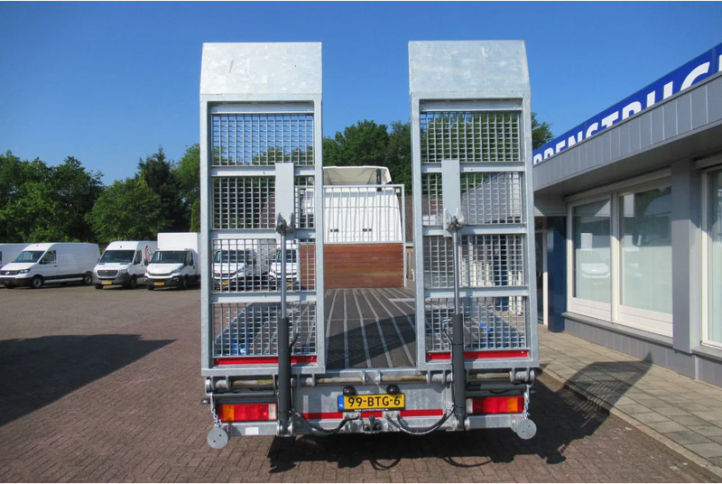 MAN TGX 26.460 Machine/auto transporter XLX Intarder - Autotransporter truck: picture 3 MAN TGX 26.460 Machine/auto transporter XLX Intarder - Autotransporter truck: picture 3