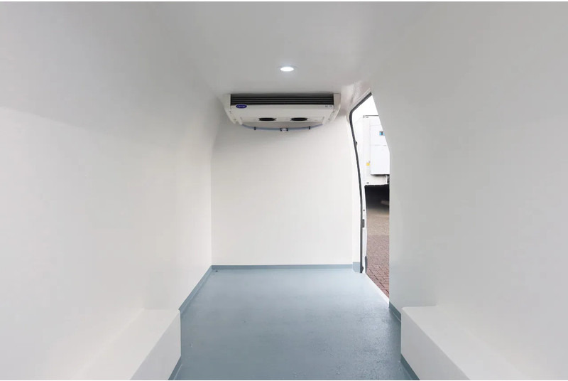 Mercedes-Benz Sprinter 315 CDI Carrier Xarios 350 Koel/vries/verwamen + nacht aansluiting 220 volt. - Refrigerated van: picture 3 Mercedes-Benz Sprinter 315 CDI Carrier Xarios 350 Koel/vries/verwamen + nacht aansluiting 220 volt. - Refrigerated van: picture 3