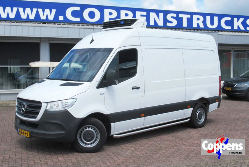 Mercedes-Benz Sprinter 316 CDI Koelen/Vriezen/ Verwarmen Carrier Xarios 350 + 220 volt nacht aansluiting - Refrigerated van: picture 1 Mercedes-Benz Sprinter 316 CDI Koelen/Vriezen/ Verwarmen Carrier Xarios 350 + 220 volt nacht aansluiting - Refrigerated van: picture 1