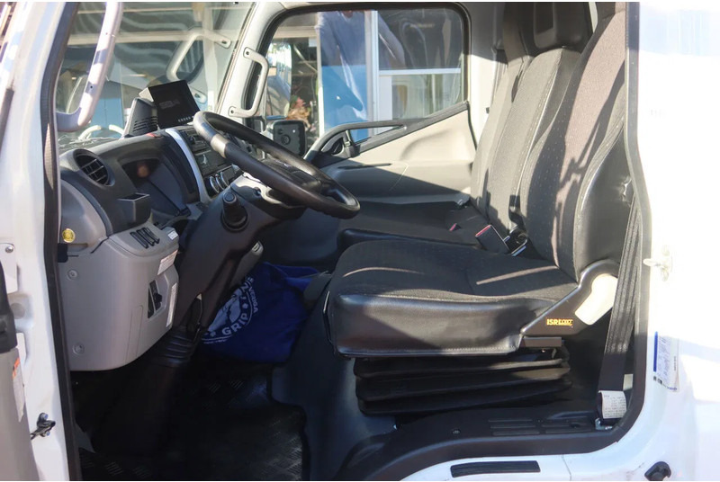 Mitsubishi Canter Mitsubishi Canter 7 C 18 + Klep 1000kg Euro 6 PRIJS 19.950 euro - Box truck: picture 4 Mitsubishi Canter Mitsubishi Canter 7 C 18 + Klep 1000kg Euro 6 PRIJS 19.950 euro - Box truck: picture 4