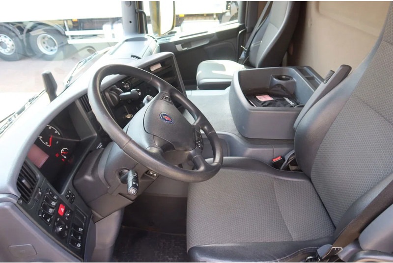 Scania P250 4x2 Bakwagen+Klep E6 Dhollandia 1500 kg - Box truck: picture 5 Scania P250 4x2 Bakwagen+Klep E6 Dhollandia 1500 kg - Box truck: picture 5