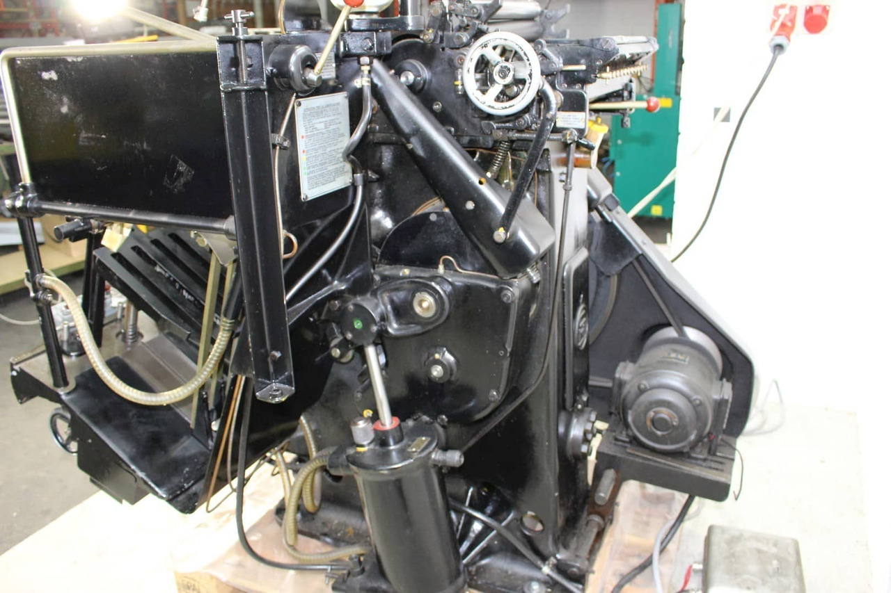 Heidelberg OHT - Paper cutting machine: picture 4 Heidelberg OHT - Paper cutting machine: picture 4