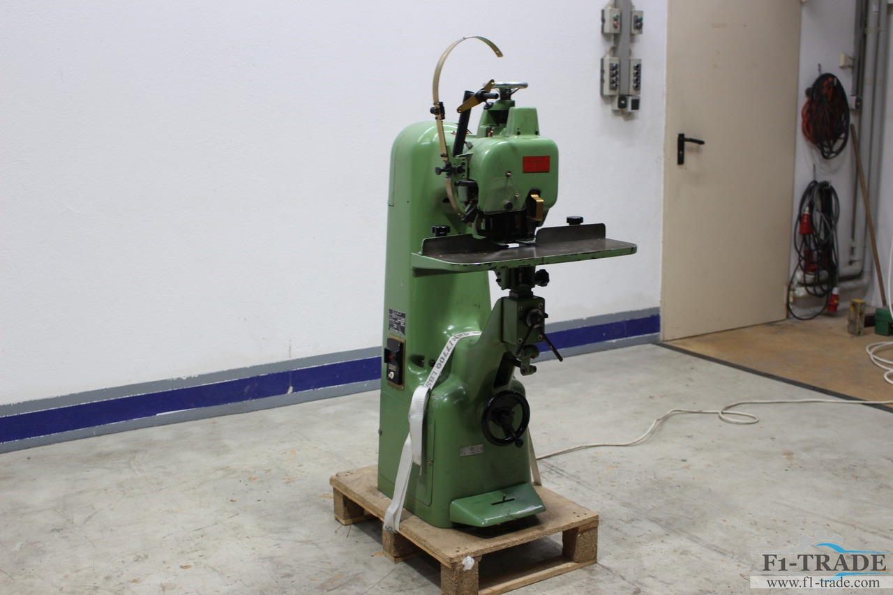 Polygraph 703/1T - Binding machine: picture 2 Polygraph 703/1T - Binding machine: picture 2