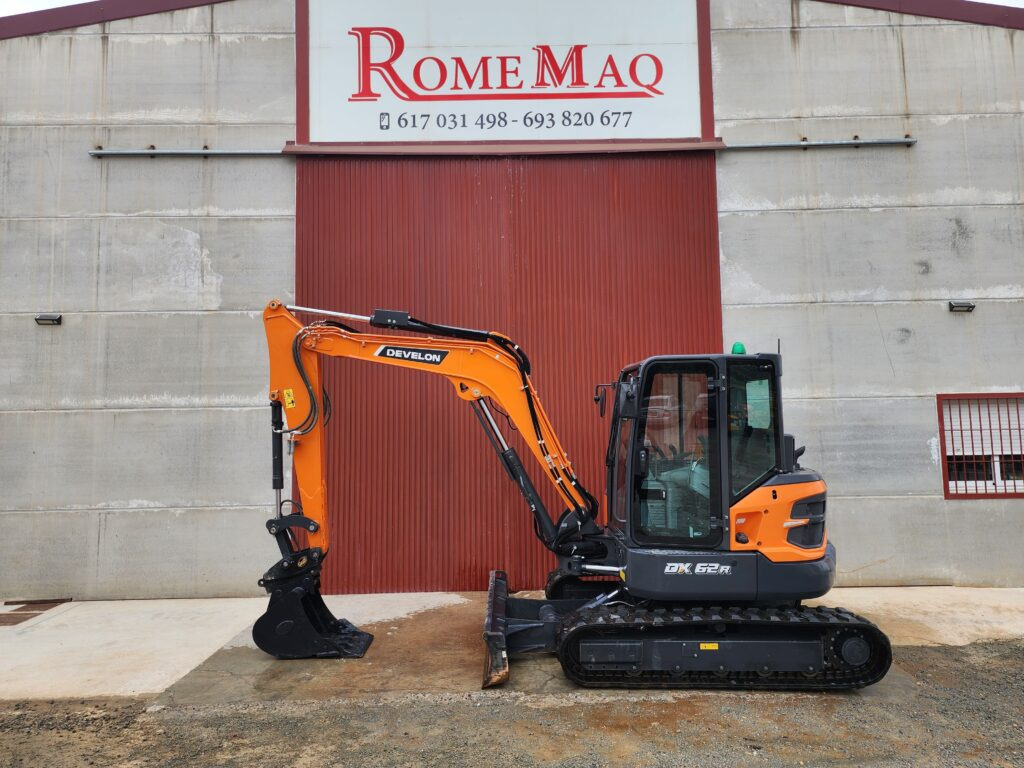 DEVELON DX62R-7 - Mini excavator: picture 1 DEVELON DX62R-7 - Mini excavator: picture 1