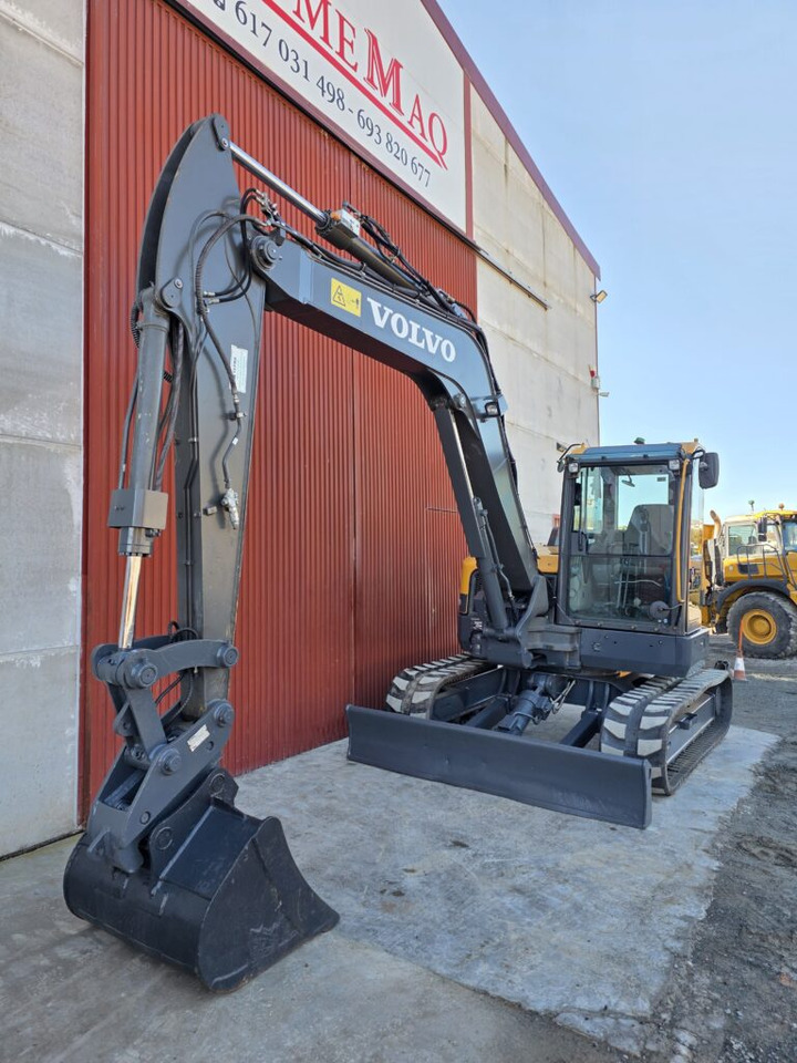 VOLVO ECR88D - Mini excavator: picture 3 VOLVO ECR88D - Mini excavator: picture 3