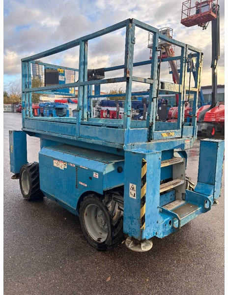 Genie GS 2668 RT 10m Diesel Scherenarbeitsbühne - Scissor lift: picture 5 Genie GS 2668 RT 10m Diesel Scherenarbeitsbühne - Scissor lift: picture 5