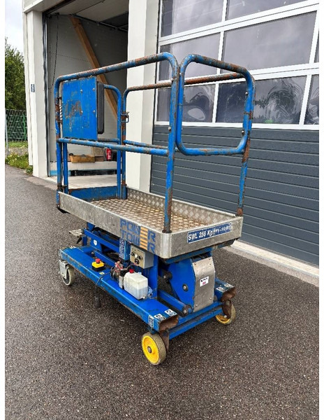 POWER Tower Elektro Scherenarbeitsbühne 5,10m - Scissor lift: picture 2 POWER Tower Elektro Scherenarbeitsbühne 5,10m - Scissor lift: picture 2
