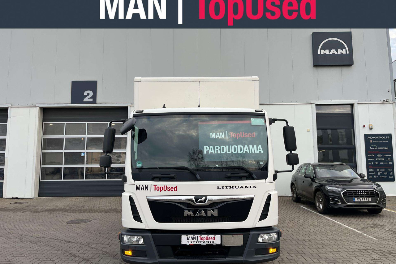 MAN TGL 12.220 4X2 BL (7861) - Box truck: picture 2 MAN TGL 12.220 4X2 BL (7861) - Box truck: picture 2