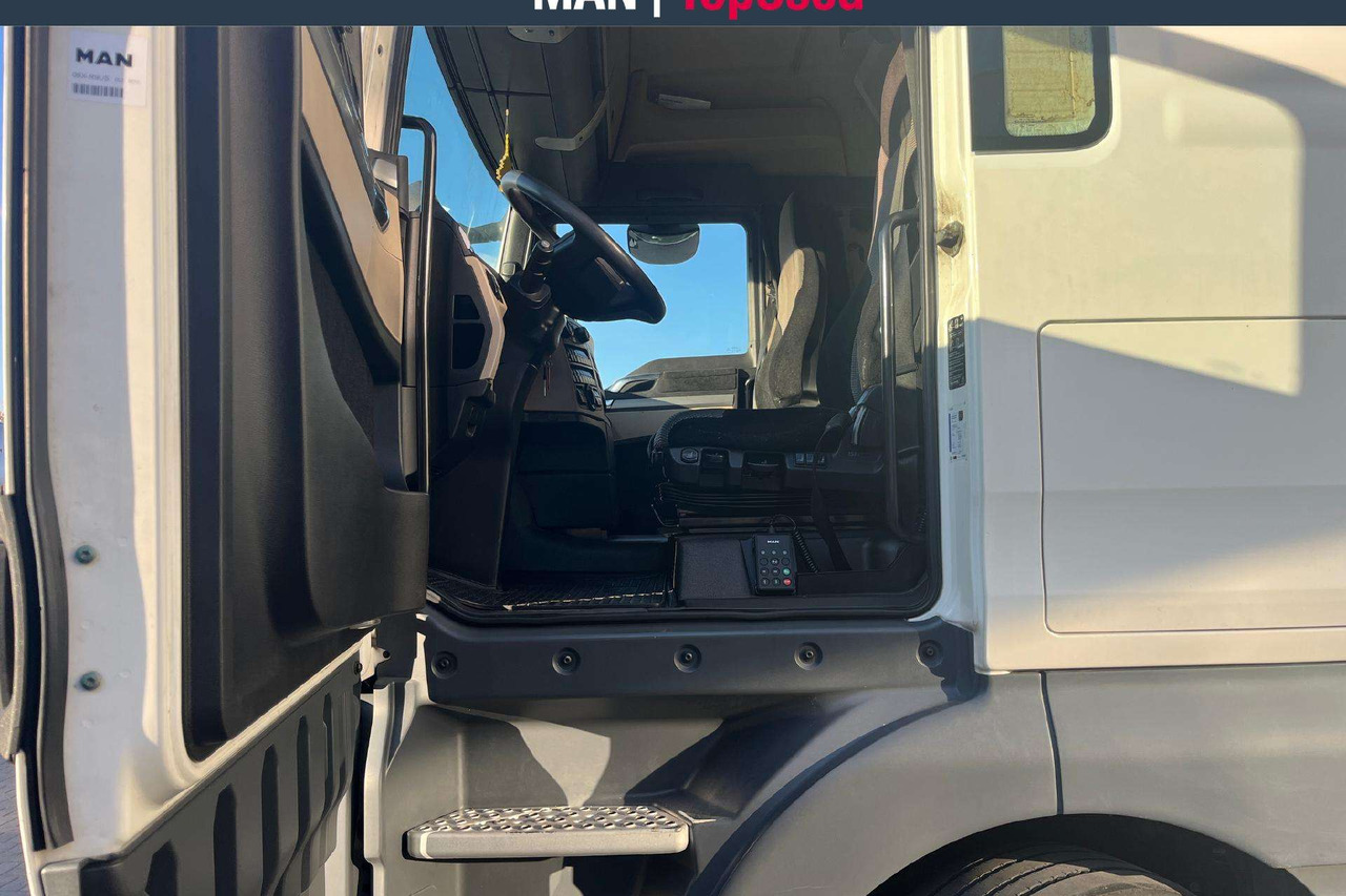 MAN TGX 18.470 4X2 XLX Retarder(9275) - Tractor unit: picture 5 MAN TGX 18.470 4X2 XLX Retarder(9275) - Tractor unit: picture 5