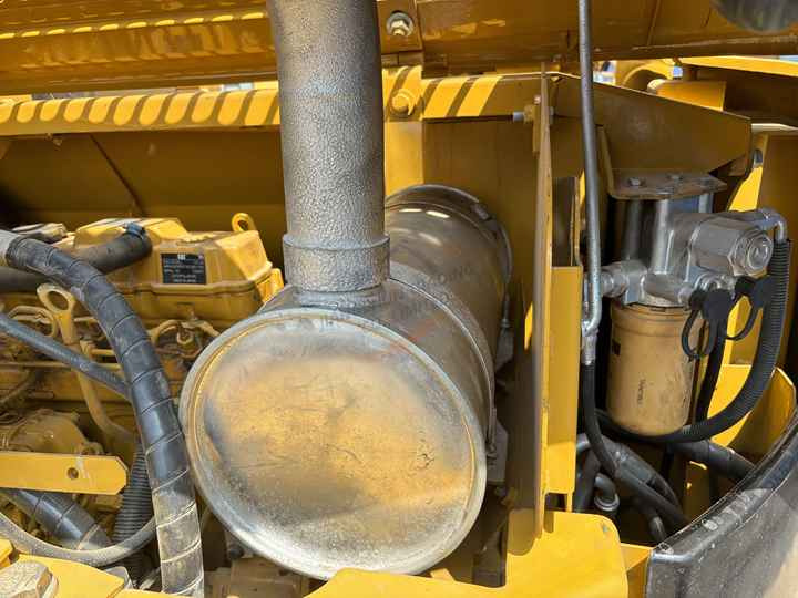 Crawler excavator 20Tons excavator Used CAT Excavator 325D 320D 320B 320BL 320C 320CL On sale: picture 6