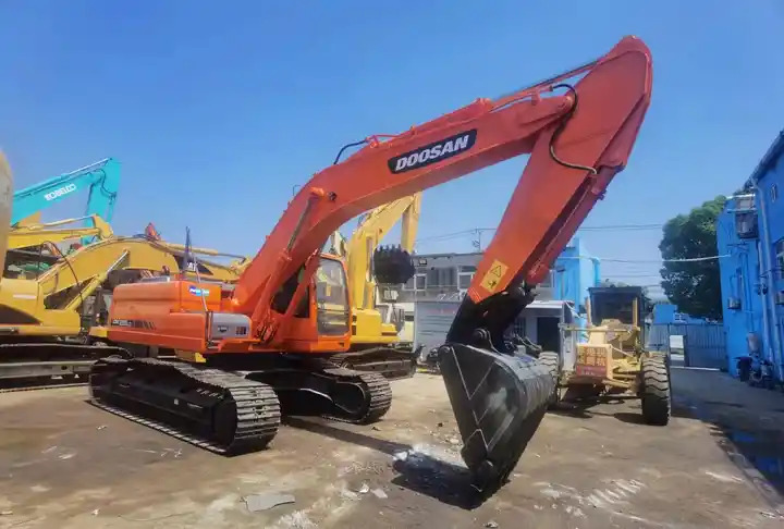 22tons Used Excavator Doosan DX225 In Good Condition Used Original doosan 225 excavator - Crawler excavator: picture 4 22tons Used Excavator Doosan DX225 In Good Condition Used Original doosan 225 excavator - Crawler excavator: picture 4