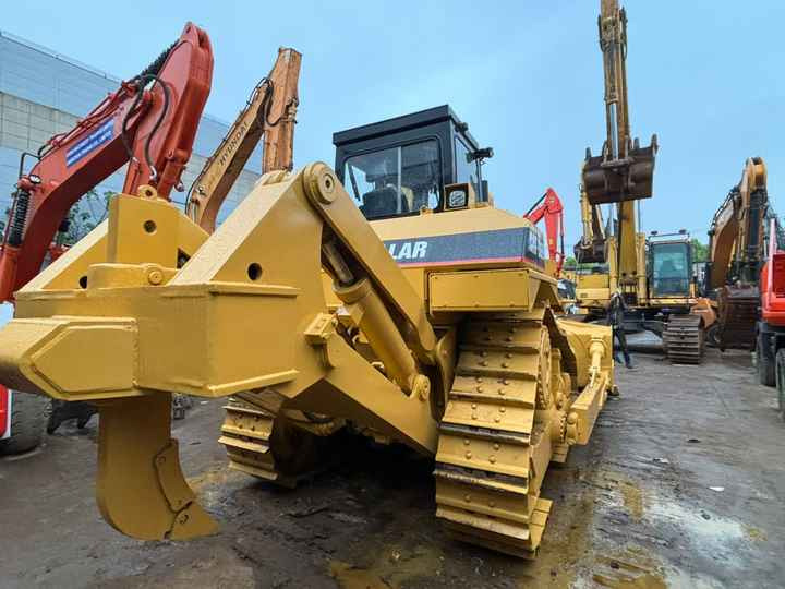 Cheap Caterpillar Bulldozer Cat D8R Second Hand Bulldozer With Rippers On Sale In Shanghai - Bulldozer: picture 3 Cheap Caterpillar Bulldozer Cat D8R Second Hand Bulldozer With Rippers On Sale In Shanghai - Bulldozer: picture 3