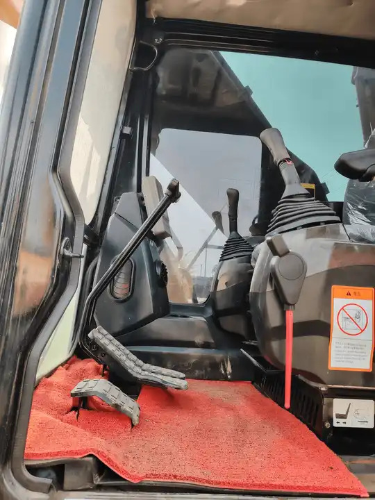 China Used Machine Sany 135c Crawler Excavator Hydraulic Crawler Excavator Sany 215c 265c 265h Earth Moving Machinery - Excavator: picture 3 China Used Machine Sany 135c Crawler Excavator Hydraulic Crawler Excavator Sany 215c 265c 265h Earth Moving Machinery - Excavator: picture 3