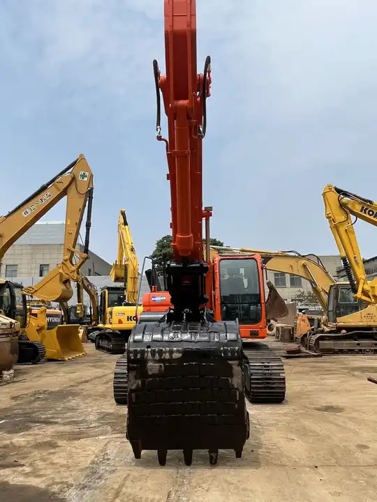 Good Price Tracked Excavator Doosan Dx225 Dx150 Korea Construction Machinery In Shanghai - Crawler excavator: picture 4 Good Price Tracked Excavator Doosan Dx225 Dx150 Korea Construction Machinery In Shanghai - Crawler excavator: picture 4