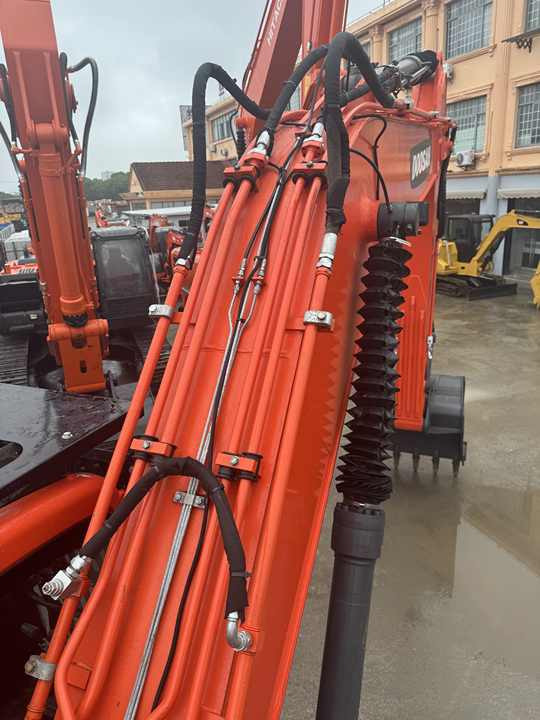 High Quality Korea Made 2019 Year Doosan Brand Dx225 Dx225lc Dx225lca Crawler Excavator - Crawler excavator: picture 2 High Quality Korea Made 2019 Year Doosan Brand Dx225 Dx225lc Dx225lca Crawler Excavator - Crawler excavator: picture 2