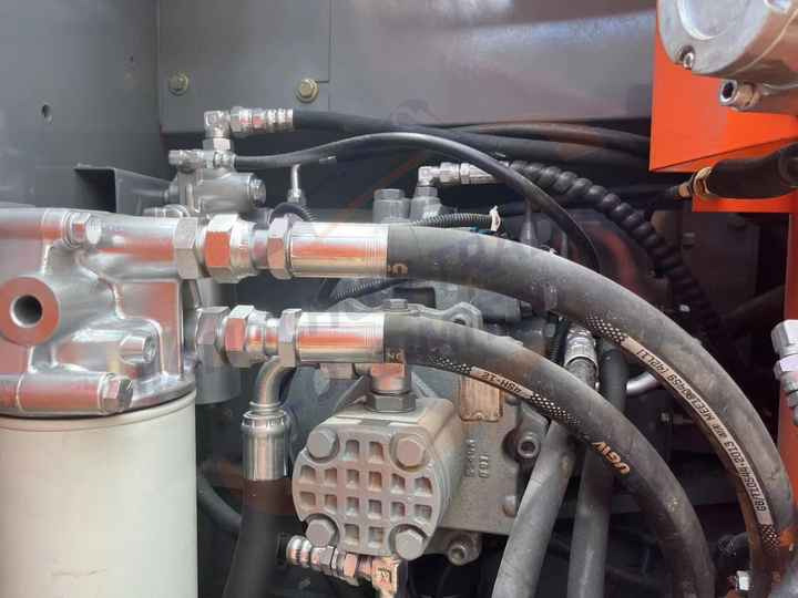 Hot sale Used Hitachi ZX120 digger medium size Excavator second hand excavator - Crawler excavator: picture 2 Hot sale Used Hitachi ZX120 digger medium size Excavator second hand excavator - Crawler excavator: picture 2