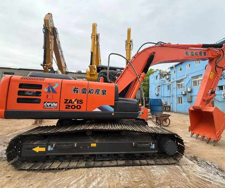 Hot sale Used Hitachi ZX200-3 digger 20ton Excavator second hand excavator - Crawler excavator: picture 1 Hot sale Used Hitachi ZX200-3 digger 20ton Excavator second hand excavator - Crawler excavator: picture 1
