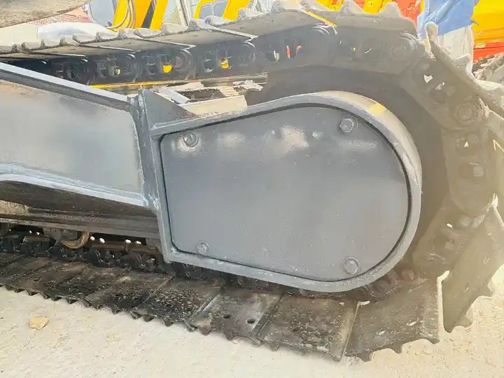 Original Color 7 Ton Hydraulic Excavator Kobelco Sk75-8 Mini Tracked Excavator With Quality Warranty In Shanghai - Crawler excavator: picture 4 Original Color 7 Ton Hydraulic Excavator Kobelco Sk75-8 Mini Tracked Excavator With Quality Warranty In Shanghai - Crawler excavator: picture 4