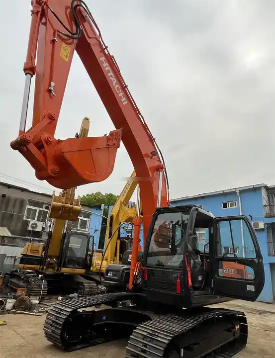 Second Hand Japan Hitachi Zx200-5G Hydraulic Crawler Excavator Japan Hitachi 20 Ton Excavators in Low Price - Crawler excavator: picture 3 Second Hand Japan Hitachi Zx200-5G Hydraulic Crawler Excavator Japan Hitachi 20 Ton Excavators in Low Price - Crawler excavator: picture 3