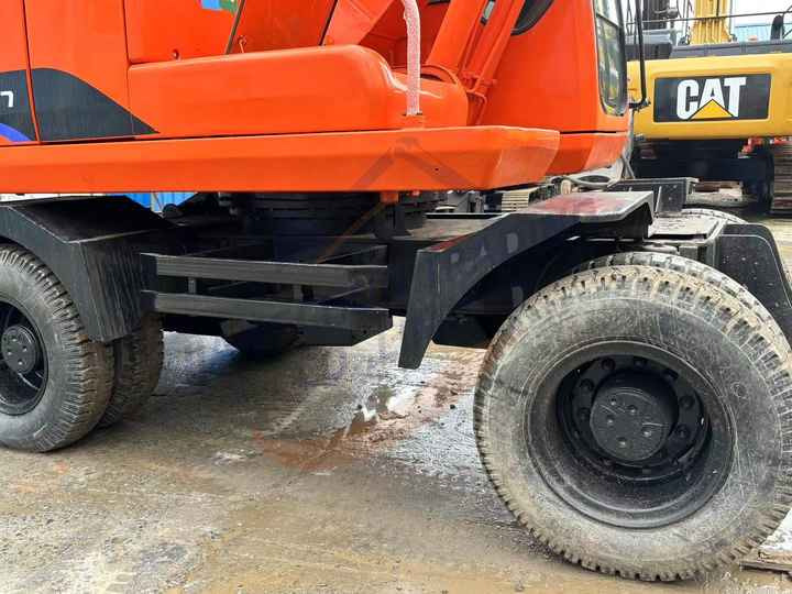 Used excavator doosan dh150  excavators machinery doosan dx60 dx80 dx75 dx225 Good Condition Low price - Crawler excavator: picture 2 Used excavator doosan dh150  excavators machinery doosan dx60 dx80 dx75 dx225 Good Condition Low price - Crawler excavator: picture 2