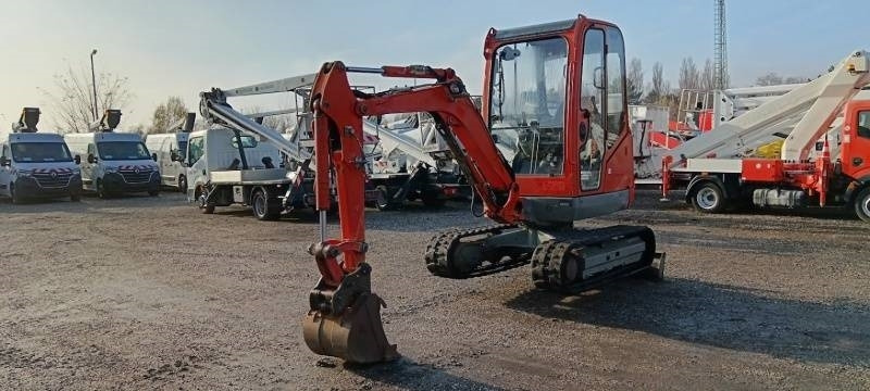 CAT 302.4D - Mini excavator: picture 2 CAT 302.4D - Mini excavator: picture 2