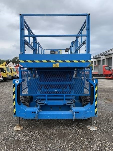 Genie GS4390 - 15,11m, diesel, 4x4 - Scissor lift: picture 3 Genie GS4390 - 15,11m, diesel, 4x4 - Scissor lift: picture 3