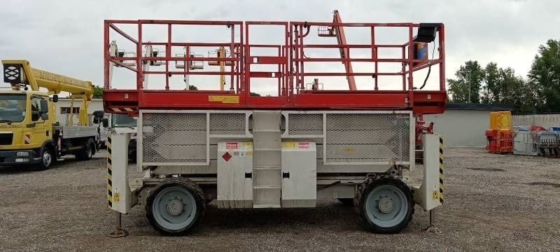 Genie GS4390 - 15,11m, diesel, 4x4 - Scissor lift: picture 5 Genie GS4390 - 15,11m, diesel, 4x4 - Scissor lift: picture 5