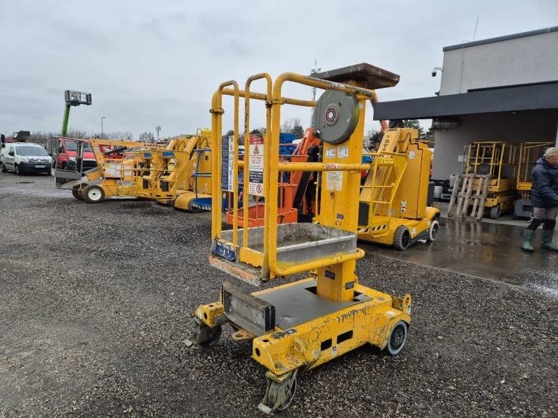 JLG Power Tower Ecolift - 4,2m, 150 kg - Articulated boom: picture 2 JLG Power Tower Ecolift - 4,2m, 150 kg - Articulated boom: picture 2