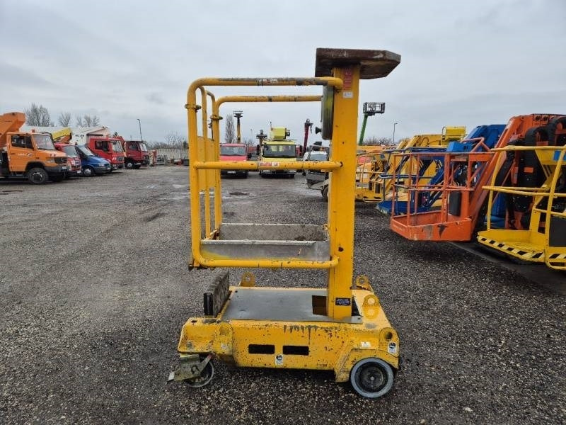JLG Power Tower Ecolift - 4,2m, 150 kg - Articulated boom: picture 5 JLG Power Tower Ecolift - 4,2m, 150 kg - Articulated boom: picture 5