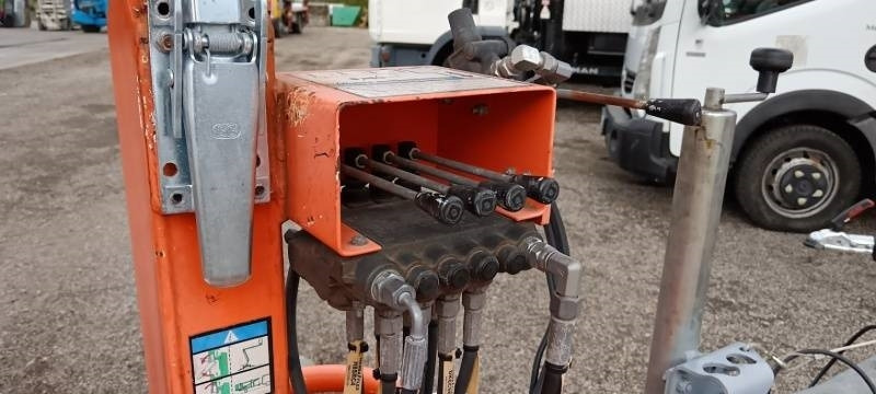 Leasing of Niftylift 120TAC - 12,2 m - 200 kg  Niftylift 120TAC - 12,2 m - 200 kg: picture 11