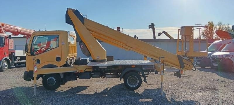 Nissan Cabstar Ruthmann TB270 - 27m - 230 kg - Truck mounted aerial platform: picture 5 Nissan Cabstar Ruthmann TB270 - 27m - 230 kg - Truck mounted aerial platform: picture 5
