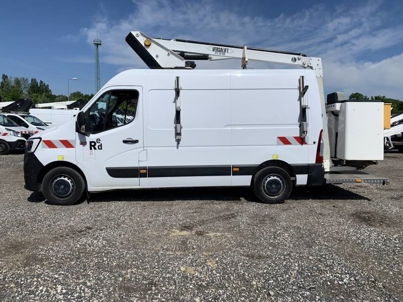Renault Master Versalift ETL-32-125 - 12,5 m - 120kg  - Truck mounted aerial platform: picture 4 Renault Master Versalift ETL-32-125 - 12,5 m - 120kg  - Truck mounted aerial platform: picture 4