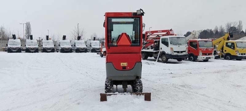 Mini excavator Yanmar SV 18 - with hydraulic bucket: picture 8