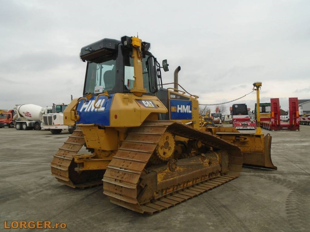 CAT D6N LGP - Bulldozer: picture 3 CAT D6N LGP - Bulldozer: picture 3