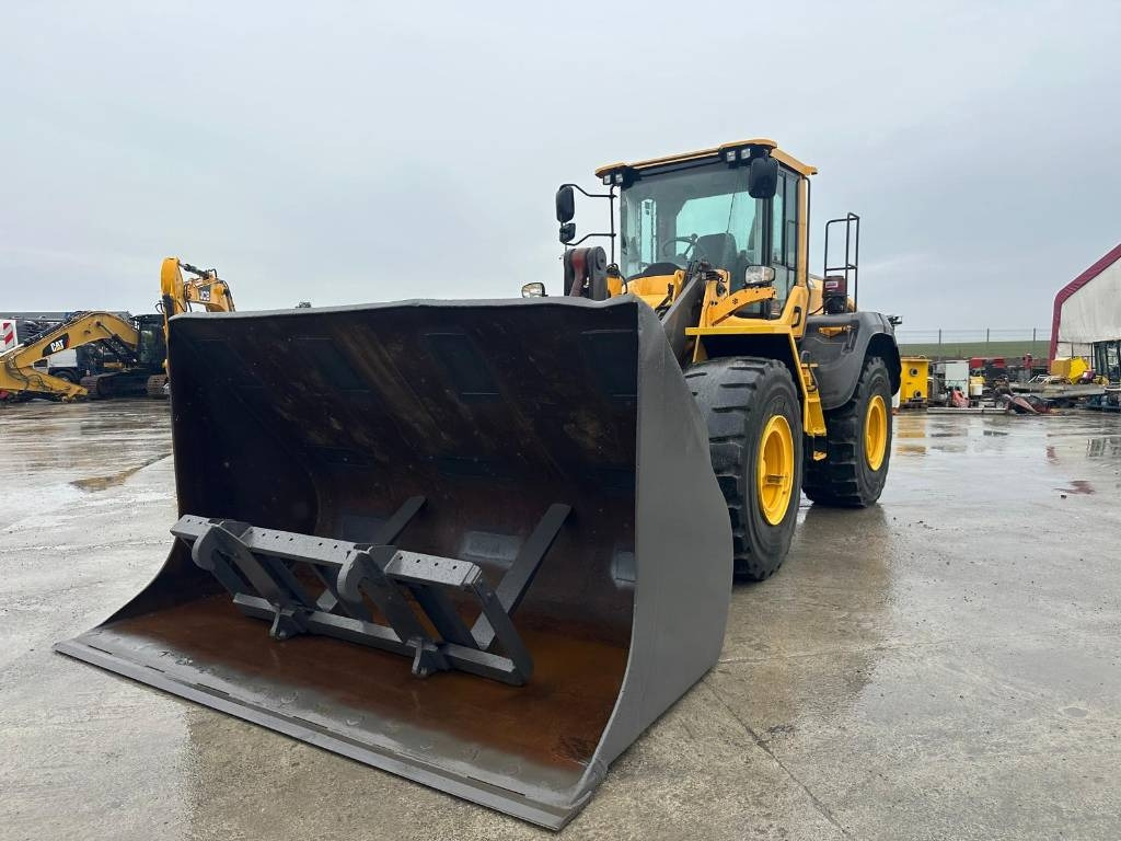 Volvo L 110 H - Wheel loader: picture 3 Volvo L 110 H - Wheel loader: picture 3